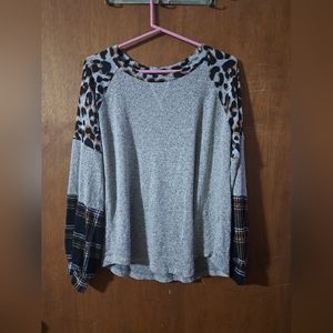 Maurices sweater size L